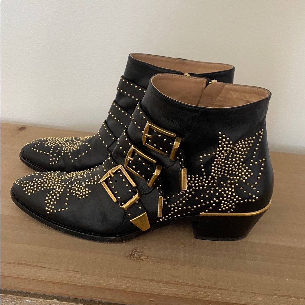CHLOE SUSANNA Black and Gold Studded Leather Ankle Boots - Picture 2 of 6